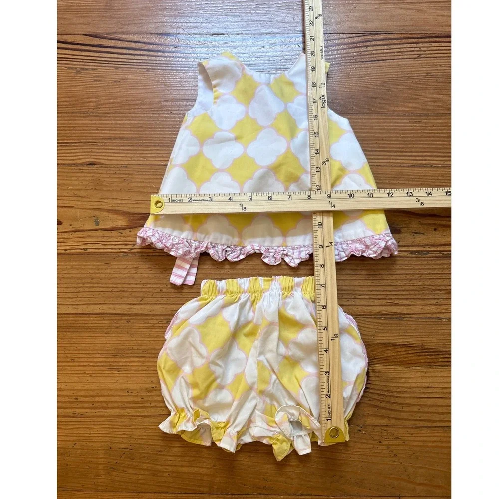 Shrimp & Grits Kids Outfit Set Baby Yellow‎ Quatrefoil Ruffle Bloomers SIZE 6M